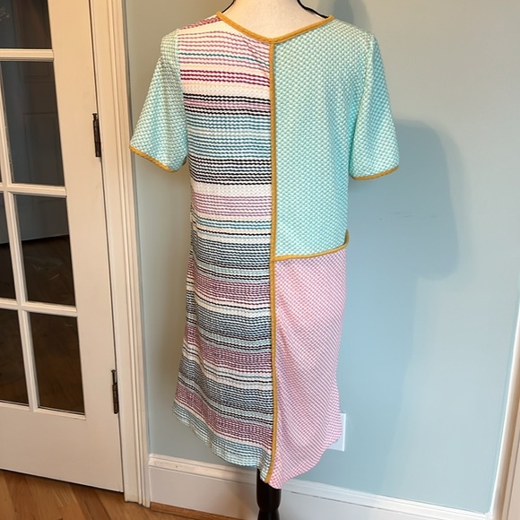 No Brand Name Dress - Picture 3 of 3